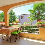 شقة Alenka Orange *