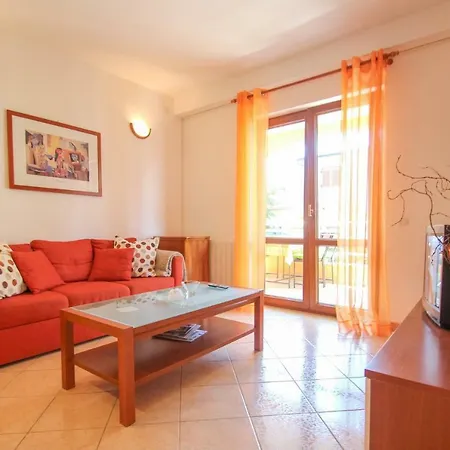 Apartment Alenka Orange