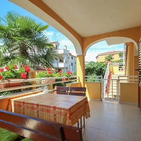 Alenka Orange Apartment Novigrad (Istria)