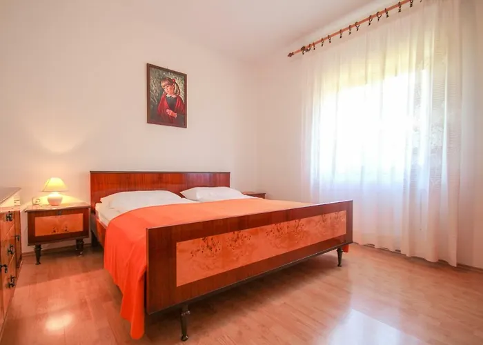 Lejlighed Alenka Orange *